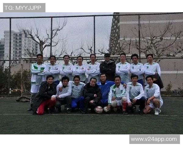 广州足球队的成长历程与辉煌成就全景纪实